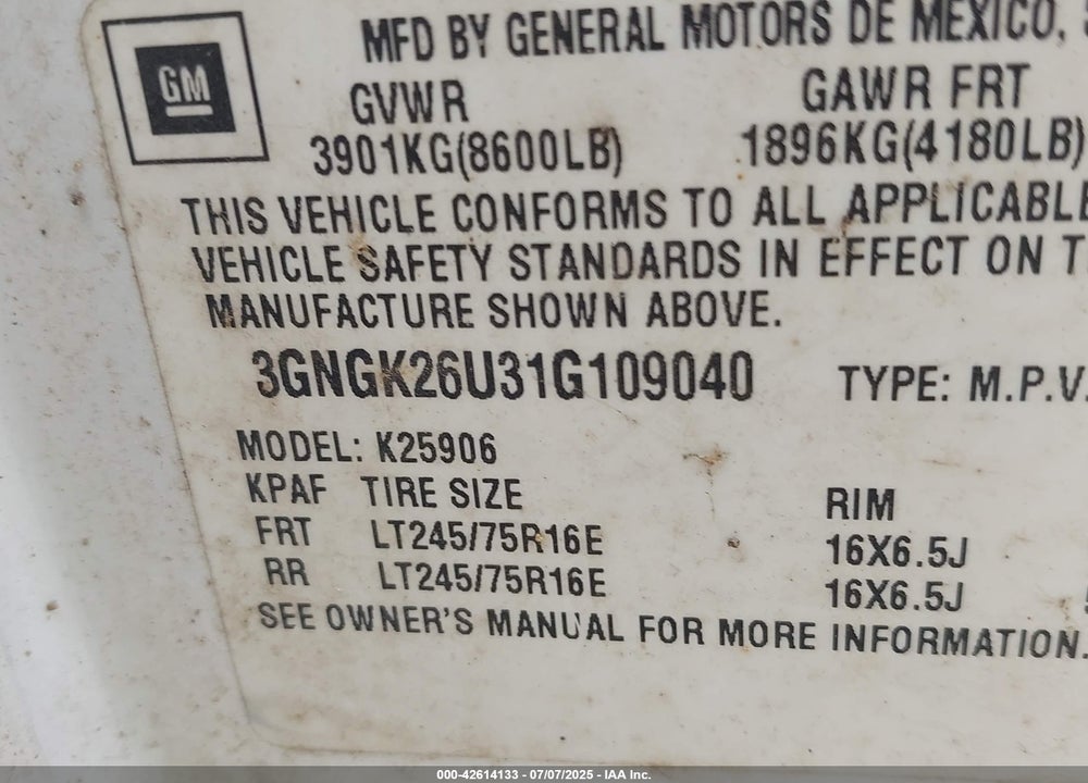 2001 CHEVROLET SUBURBAN 2500 LT VIN: 3GNGK26U31G109040