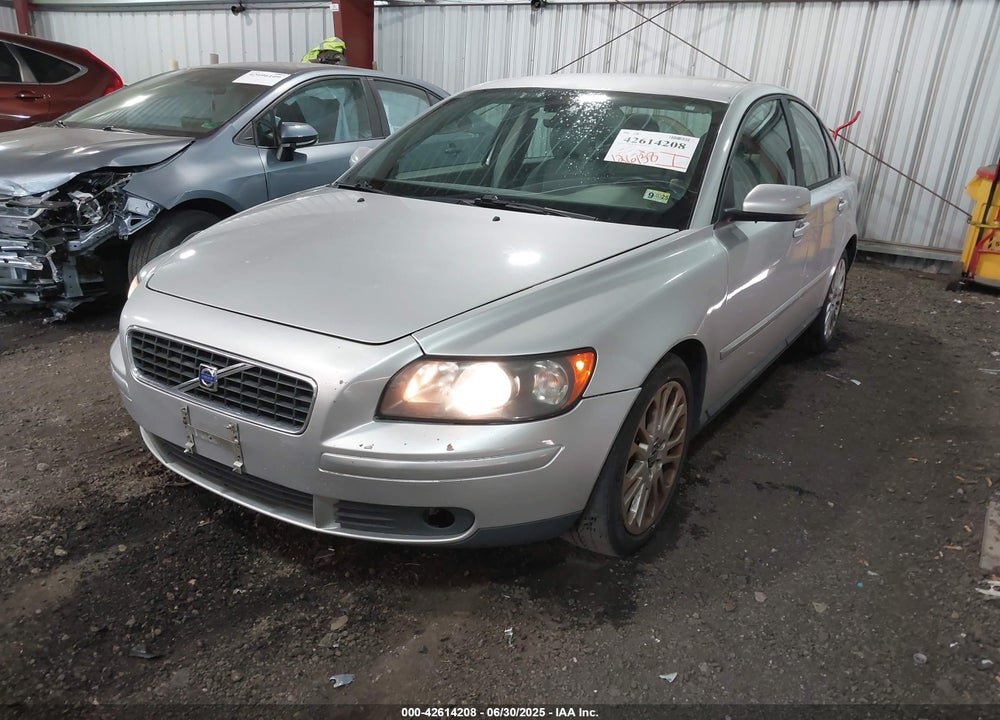 2006 VOLVO S40 VIN: YV1MS382362215222