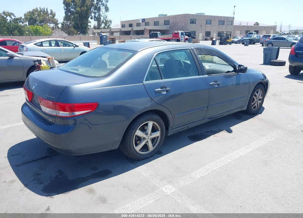 2004 HONDA ACCORD VIN: JHMCM56654C031578