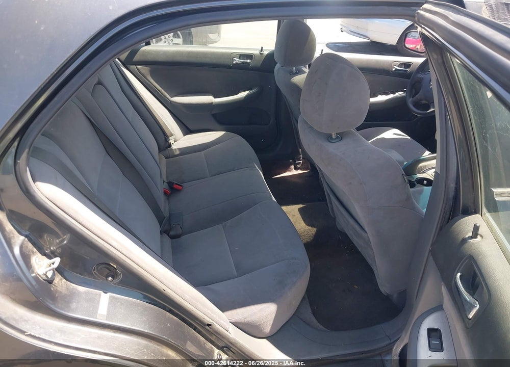 2004 HONDA ACCORD VIN: JHMCM56654C031578