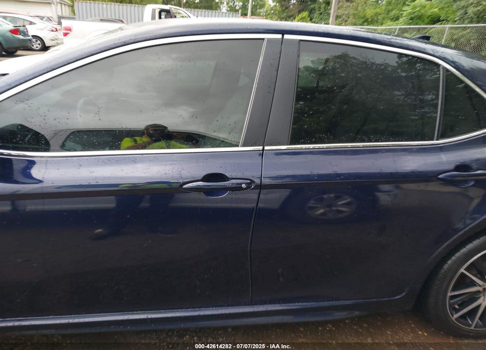 2021 TOYOTA CAMRY VIN: 4T1G11AK1MU612042