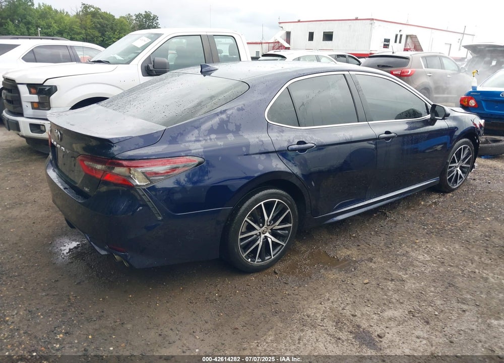 2021 TOYOTA CAMRY VIN: 4T1G11AK1MU612042