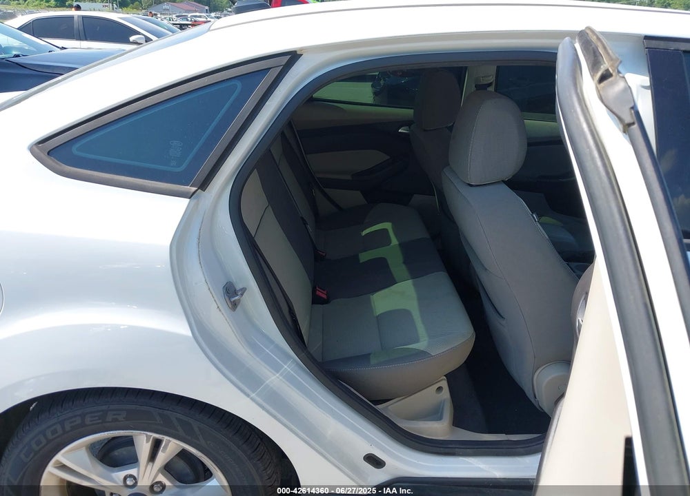 2013 FORD FOCUS VIN: 1FADP3F2XDL163644
