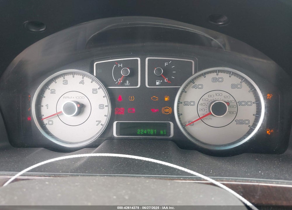 2009 FORD TAURUS VIN: 1FAHP25W19G117765