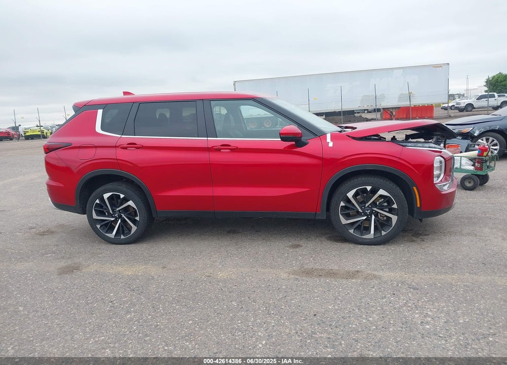 2024 MITSUBISHI OUTLANDER SE 2.5 2WD/SE BLACK EDITION S-AWC/SE BLACK EDITION W/PANO ROOF S-AWC VIN: JA4J3VA84RZ065076