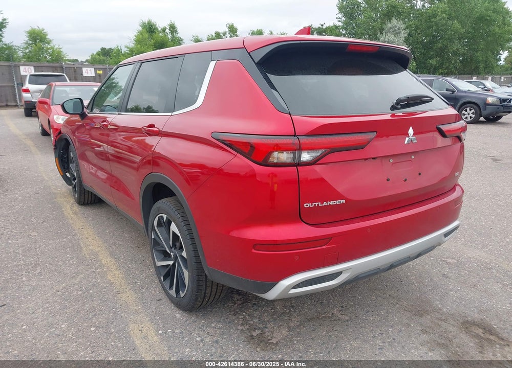 2024 MITSUBISHI OUTLANDER SE 2.5 2WD/SE BLACK EDITION S-AWC/SE BLACK EDITION W/PANO ROOF S-AWC VIN: JA4J3VA84RZ065076