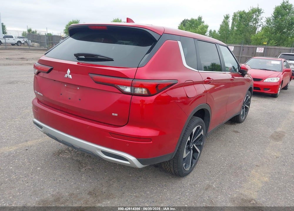 2024 MITSUBISHI OUTLANDER SE 2.5 2WD/SE BLACK EDITION S-AWC/SE BLACK EDITION W/PANO ROOF S-AWC VIN: JA4J3VA84RZ065076