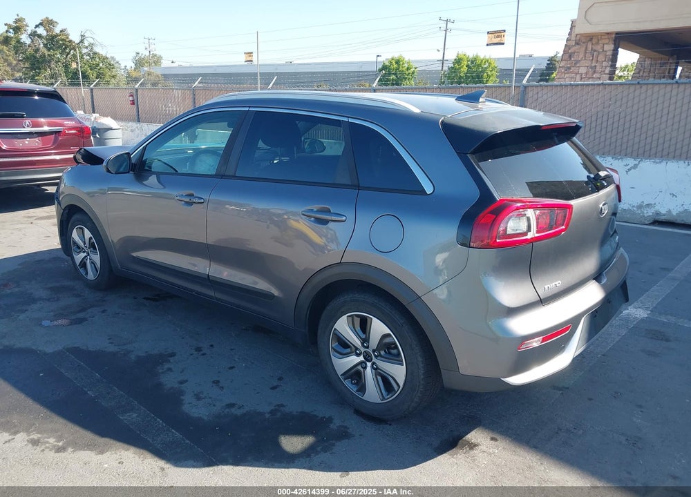 2017 KIA NIRO LX VIN: KNDCB3LC2H5104079