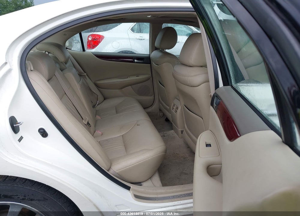 2004 LEXUS ES 330 VIN: JTHBA30G945001515