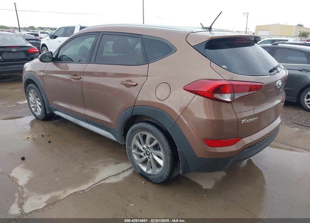 2017 HYUNDAI TUCSON VIN: KM8J33A47HU519609