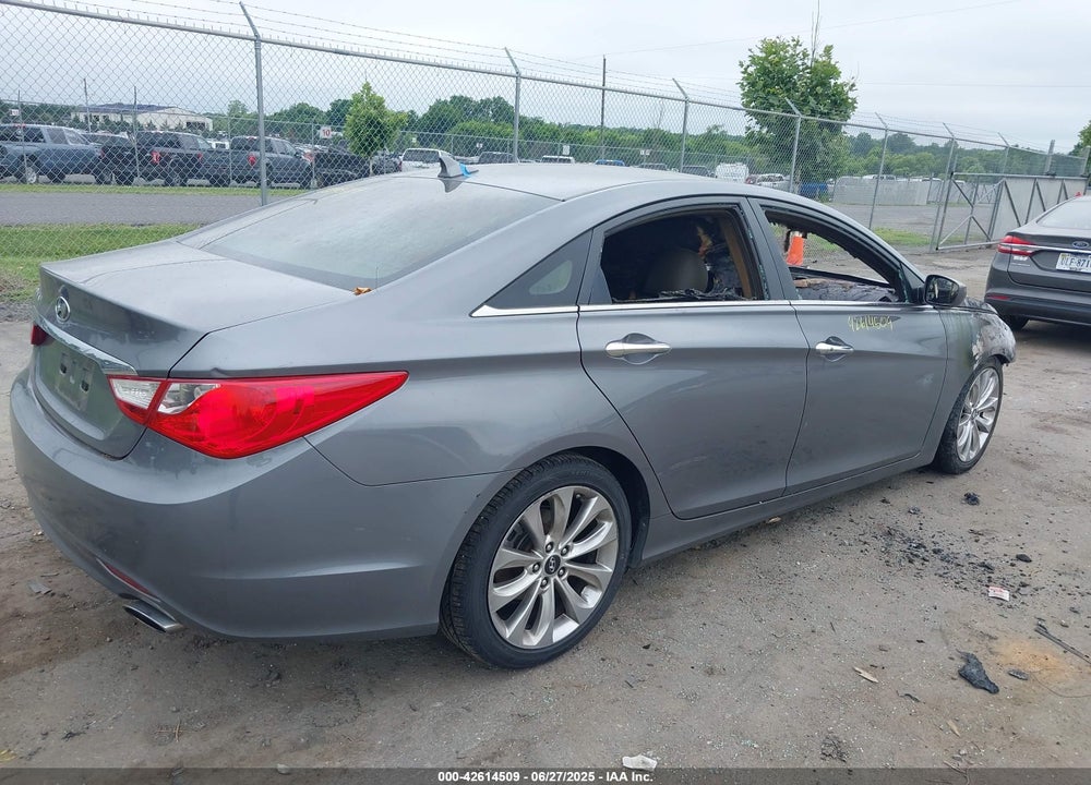 2011 HYUNDAI SONATA VIN: 5NPEC4AC1BH281437