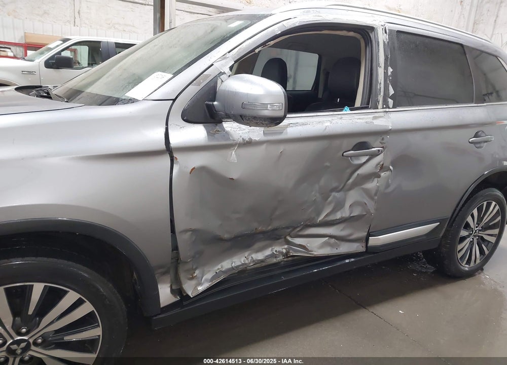 2019 MITSUBISHI OUTLANDER VIN: JA4AZ3A30KZ041340