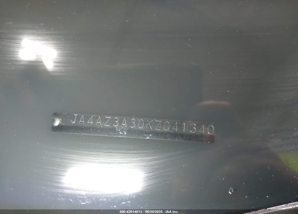 2019 MITSUBISHI OUTLANDER VIN: JA4AZ3A30KZ041340