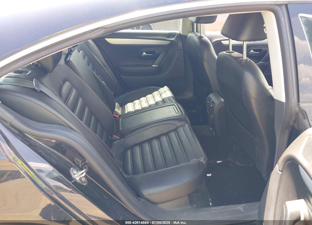 2011 VOLKSWAGEN CC VIN: WVWHP7AN1BE701508