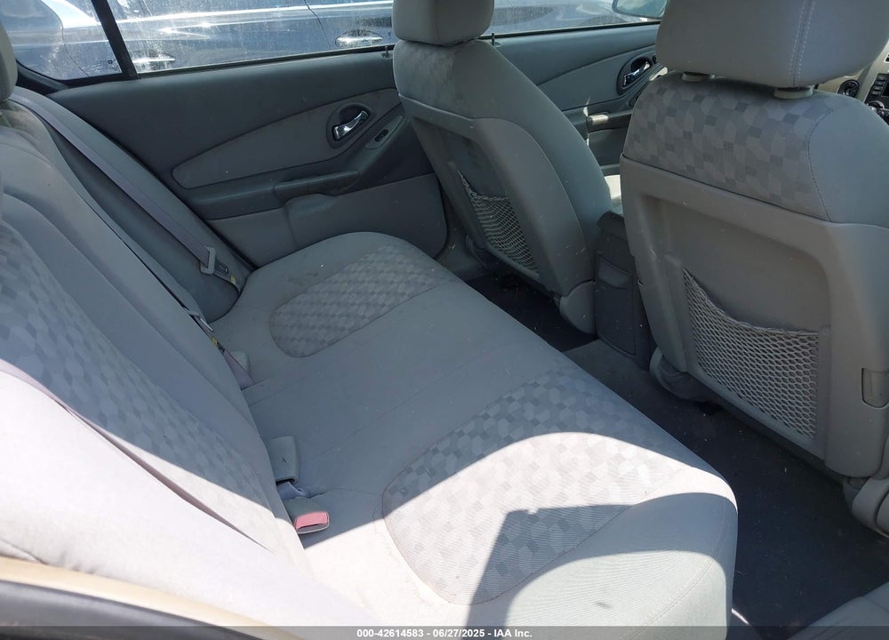 2005 CHEVROLET MALIBU LS VIN: 1G1ZT52805F248163