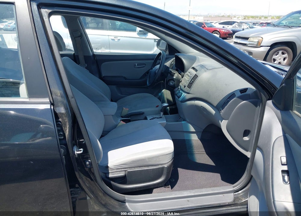 2009 HYUNDAI ELANTRA VIN: KMHDU46D09U745324