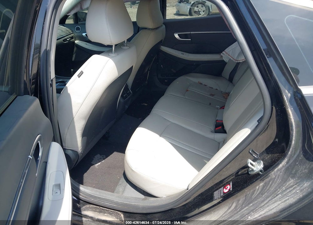 2022 HYUNDAI SONATA LIMITED VIN: KMHL34J22NA174001