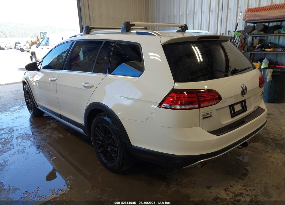 2018 VOLKSWAGEN GOLF ALLTRACK VIN: 3VWH17AU3JM756329