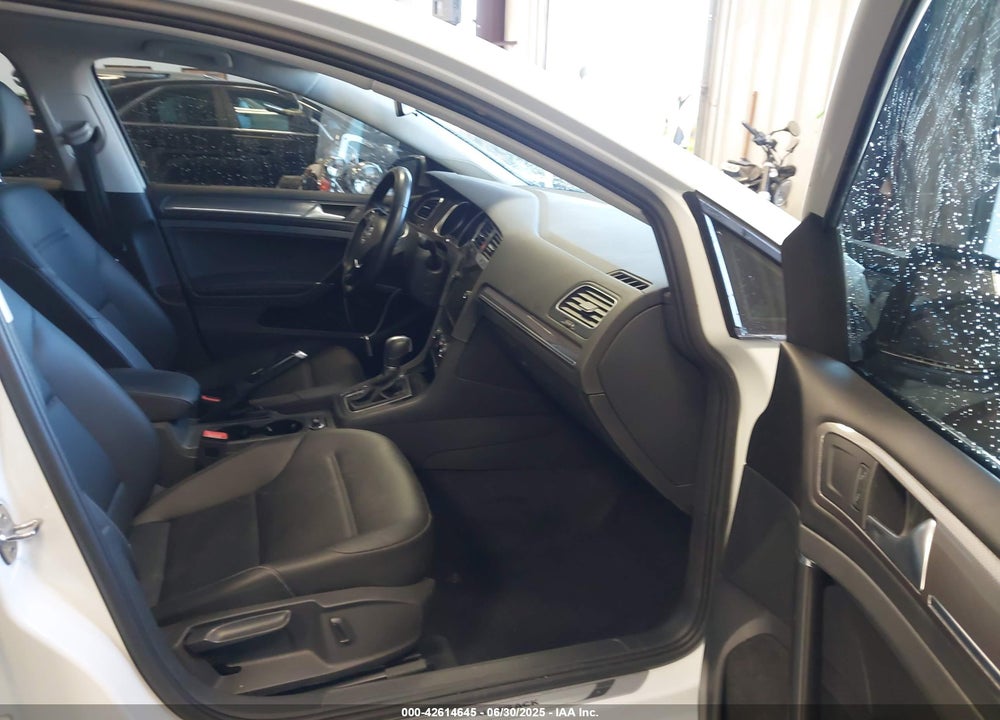 2018 VOLKSWAGEN GOLF ALLTRACK VIN: 3VWH17AU3JM756329