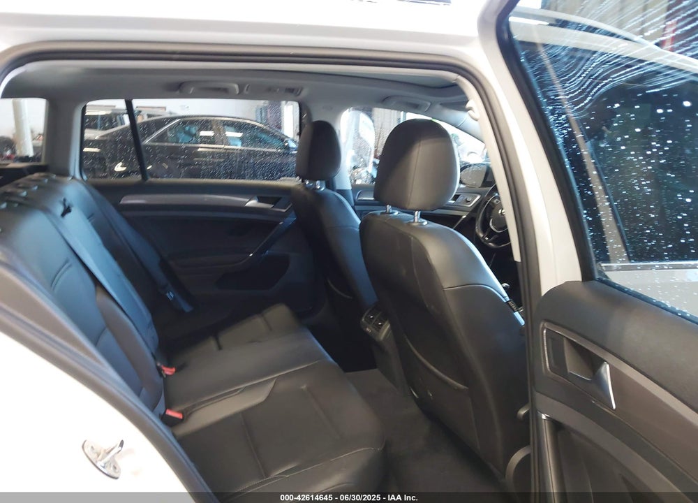2018 VOLKSWAGEN GOLF ALLTRACK VIN: 3VWH17AU3JM756329