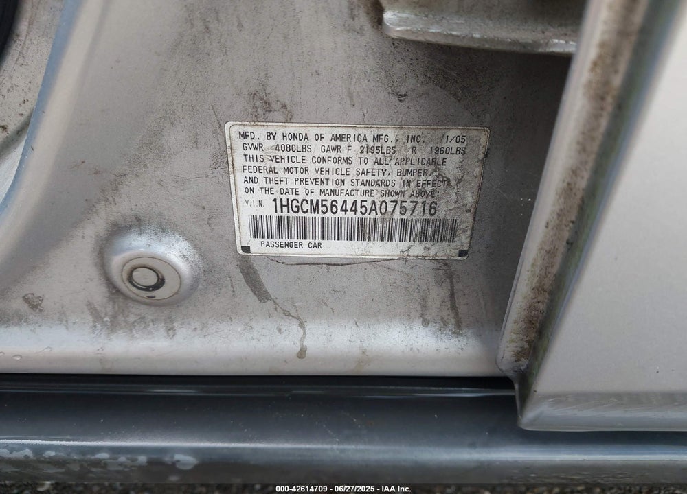 2005 HONDA ACCORD 2.4 LX VIN: 1HGCM56445A075716