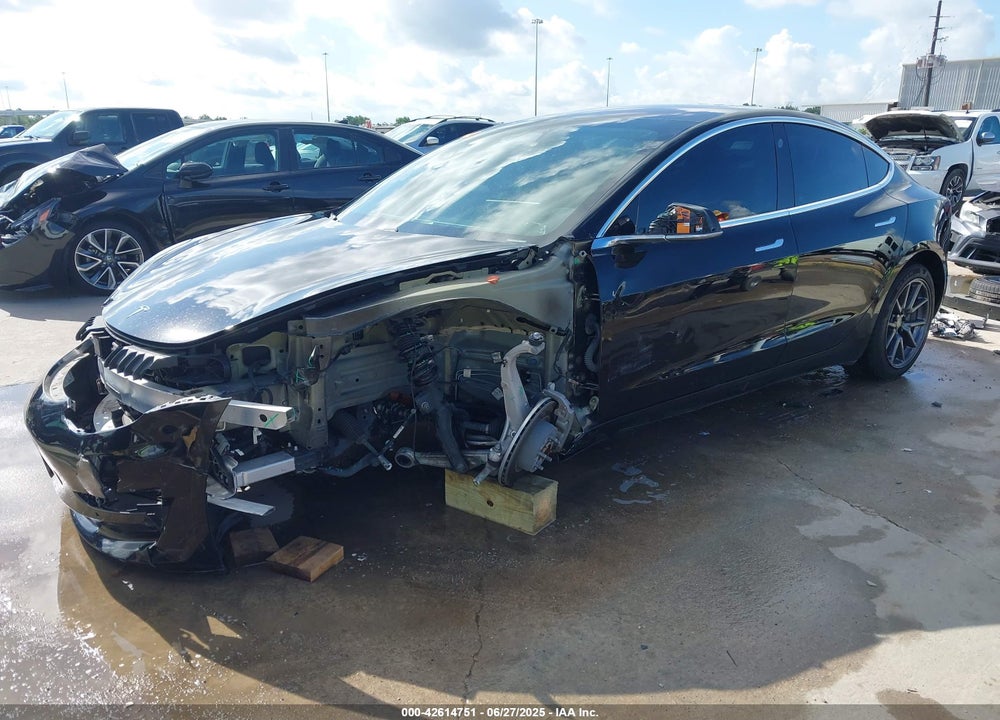 2018 TESLA MODEL 3 VIN: 5YJ3E1EB2JF118956