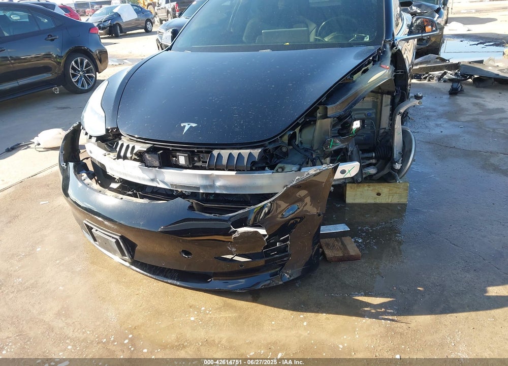 2018 TESLA MODEL 3 VIN: 5YJ3E1EB2JF118956