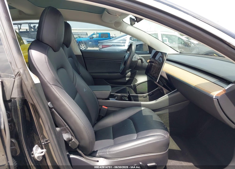 2018 TESLA MODEL 3 VIN: 5YJ3E1EB2JF118956