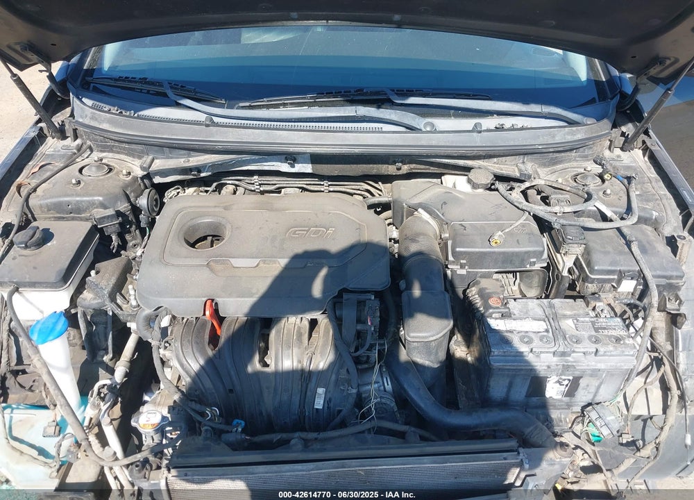 2015 HYUNDAI SONATA VIN: 5NPE34AF8FH165281