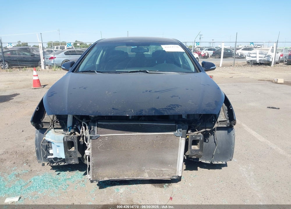 2015 HYUNDAI SONATA VIN: 5NPE34AF8FH165281