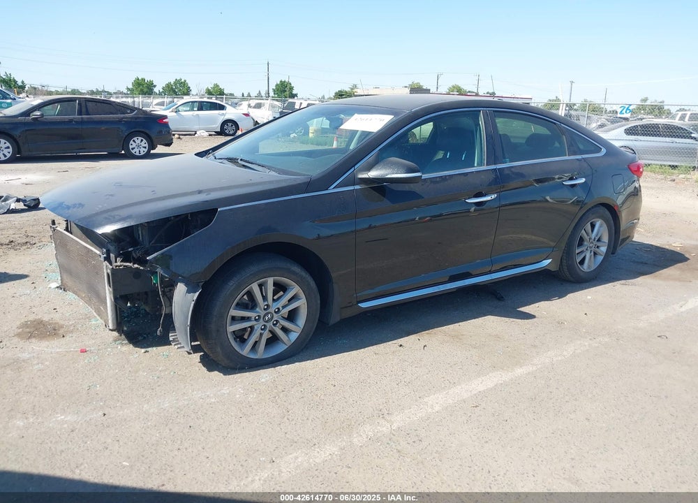 2015 HYUNDAI SONATA VIN: 5NPE34AF8FH165281