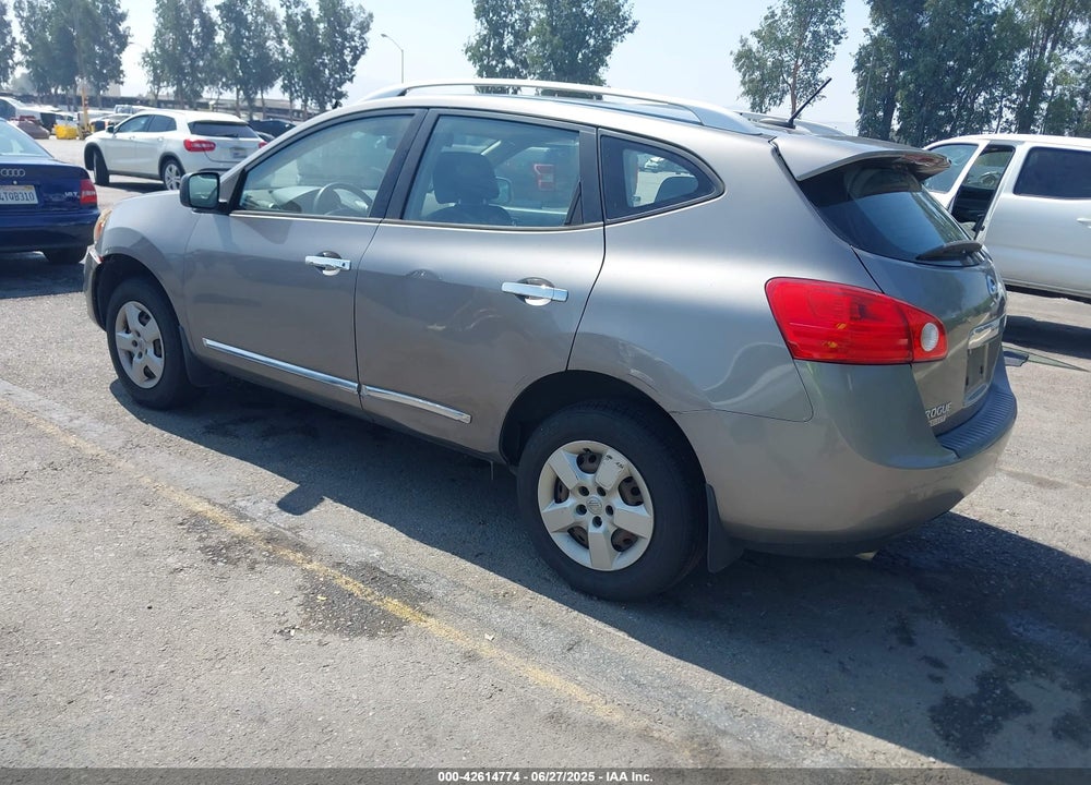 2014 NISSAN ROGUE VIN: JN8AS5MT2EW618820