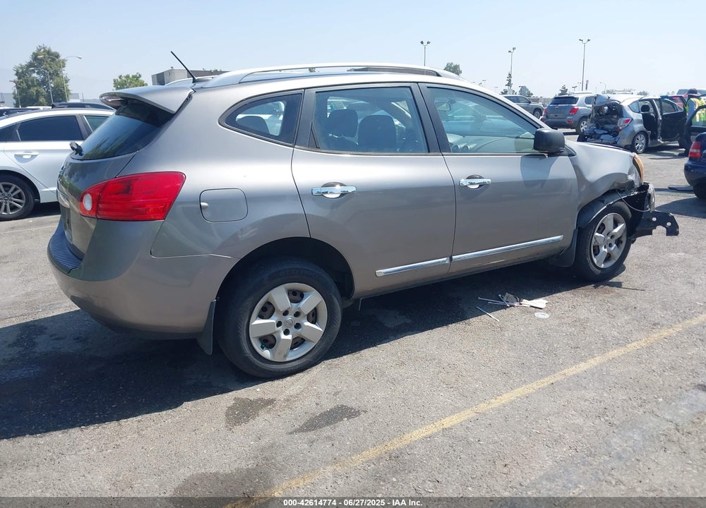 2014 NISSAN ROGUE VIN: JN8AS5MT2EW618820