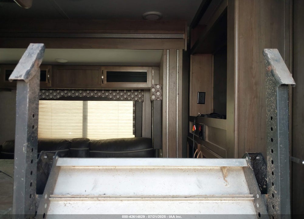 2020 COLEMAN DUTCHMAN LIGHT VIN: 4YDT30129LM932325