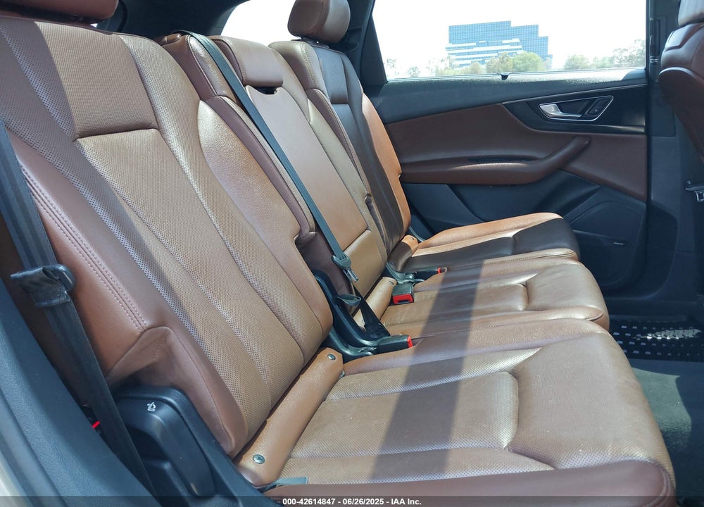 2017 AUDI Q7 VIN: WA1LAAF79HD033100