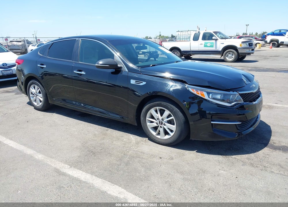2016 KIA OPTIMA LX VIN: 5XXGT4L32GG038471