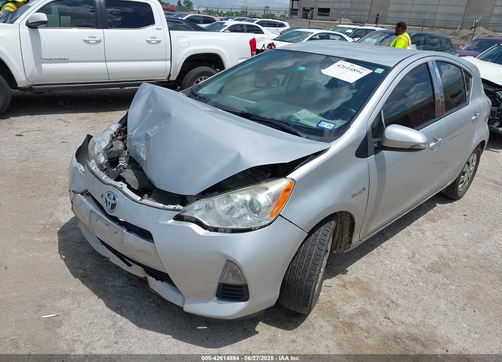 2012 TOYOTA PRIUS C VIN: JTDKDTB33C1517362