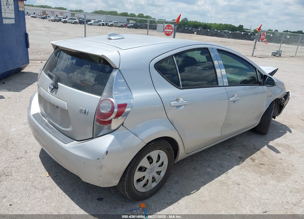 2012 TOYOTA PRIUS C VIN: JTDKDTB33C1517362