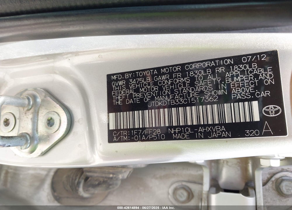 2012 TOYOTA PRIUS C VIN: JTDKDTB33C1517362