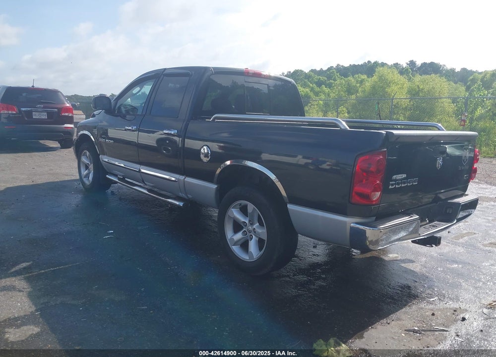 2007 DODGE RAM 1500 VIN: 1D7HA18217J643964