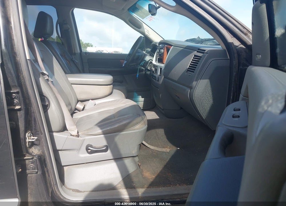 2007 DODGE RAM 1500 VIN: 1D7HA18217J643964