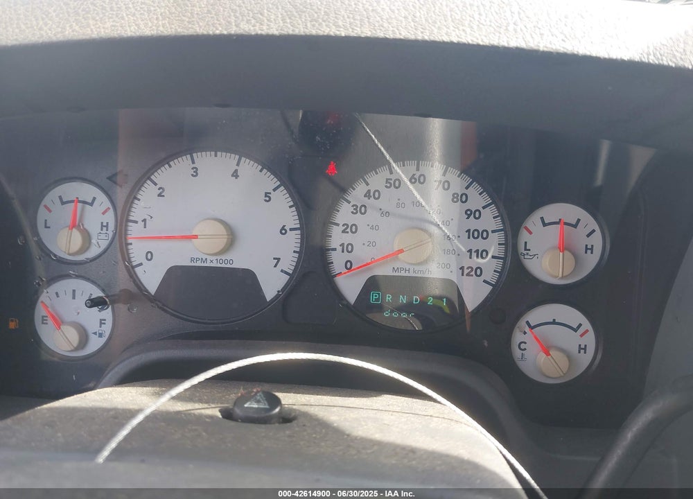 2007 DODGE RAM 1500 VIN: 1D7HA18217J643964