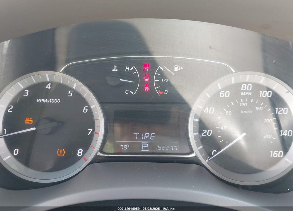 2014 NISSAN SENTRA VIN: 3N1AB7AP1EY310435