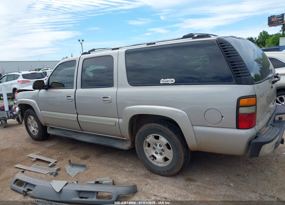 2005 CHEVROLET SUBURBAN 1500 LT VIN: 1GNEC16Z05J132564