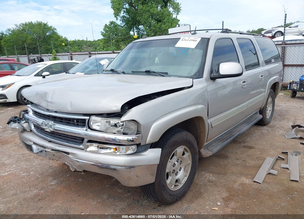 2005 CHEVROLET SUBURBAN 1500 LT VIN: 1GNEC16Z05J132564