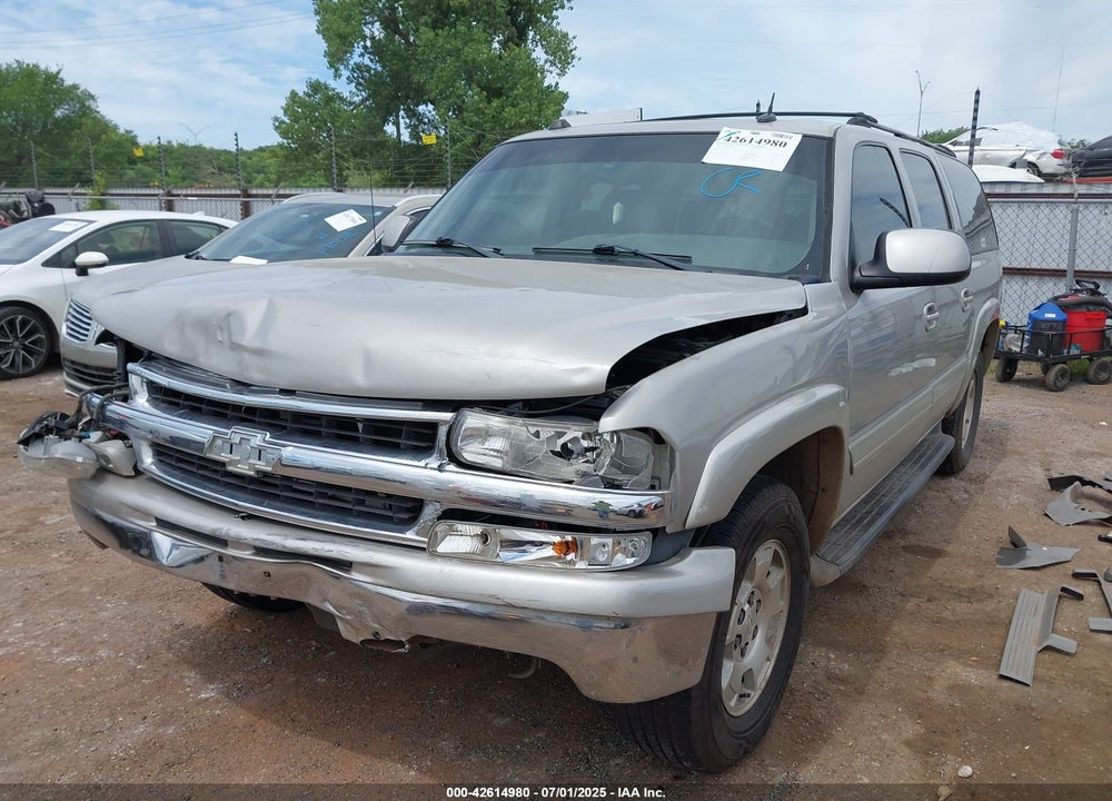 2005 CHEVROLET SUBURBAN 1500 LT VIN: 1GNEC16Z05J132564