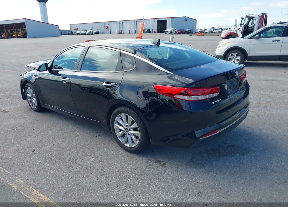 2016 KIA OPTIMA VIN: 5XXGT4L35GG007523