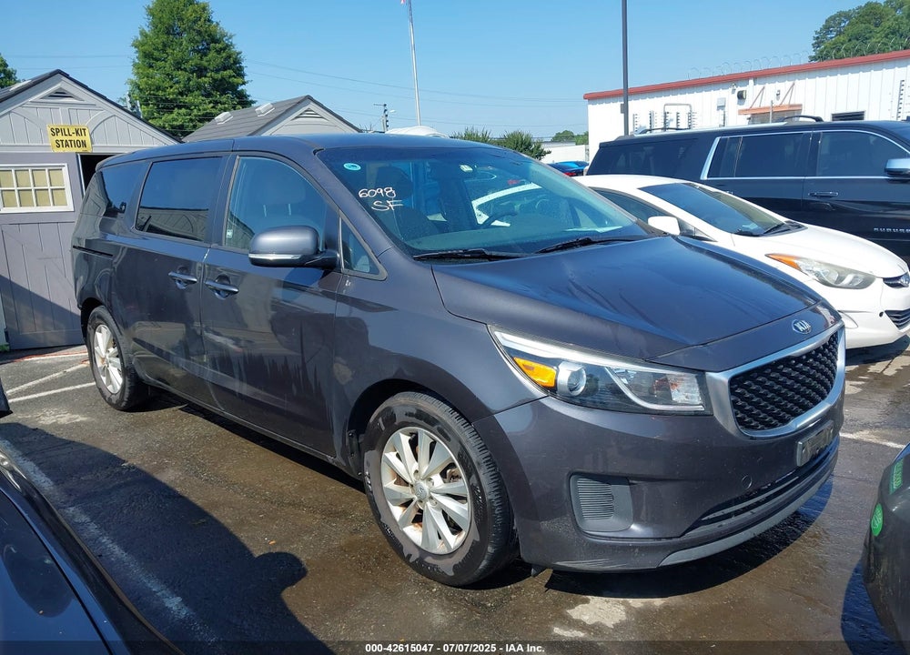 2017 KIA SEDONA VIN: KNDMB5C15H6218697