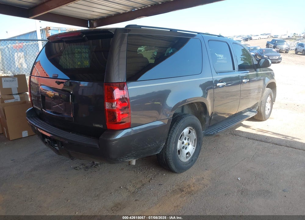 2010 CHEVROLET SUBURBAN 1500 LS VIN: 1GNUCHE05AR204166