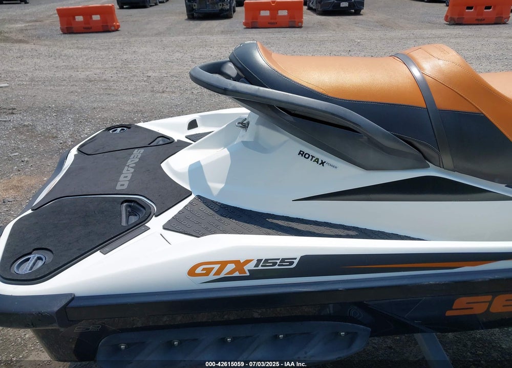 2014 SEA DOO GTI VIN: YDV268701314